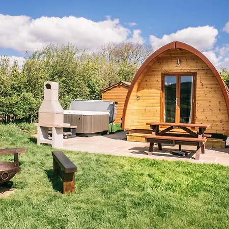 Wensleydale Glamping Pods 3*