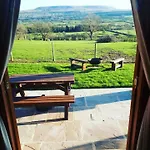 مكان تخييم Wensleydale Glamping Pods