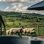 مكان تخييم Wensleydale Glamping Pods